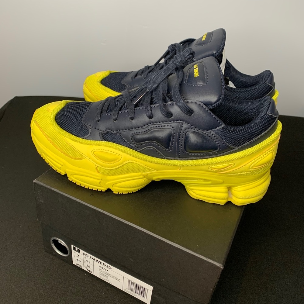 RAF Simons Ozweego size 7